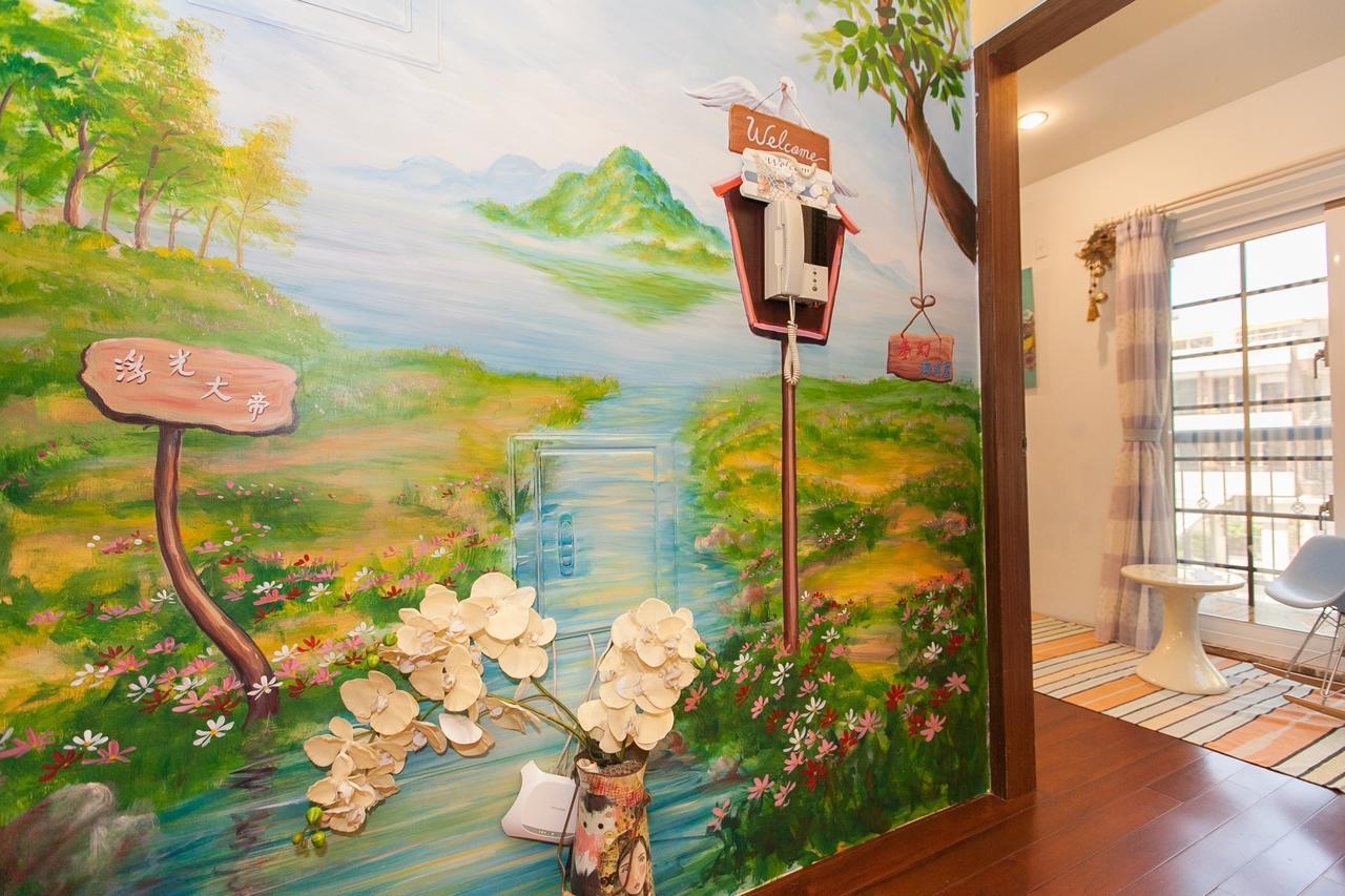White Cotton Candy Homestay 花蓮市 エクステリア 写真