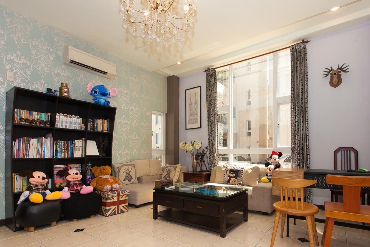 White Cotton Candy Homestay 花蓮市 エクステリア 写真